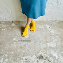 Load image into Gallery viewer, オーガニックコットン5本指 無地 ショート丈ソックス 23-25㎝