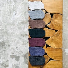 Load image into Gallery viewer, シルクメランジ5本指ミドル丈ソックス 25-27cm