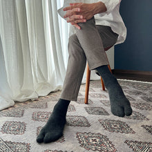 Load image into Gallery viewer, ベビーアルパカ足袋クルー丈ソックス 25-27cm