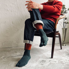 Load image into Gallery viewer, メリノウール足袋バイカラー クルー丈ソックス 25-27cm