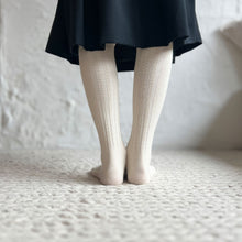 Load image into Gallery viewer, ベビーアルパカ5本指リブ柄 ハイソックス 23-25cm