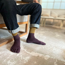 Load image into Gallery viewer, メリノウール5本指バイカラー クルー丈ソックス 25-27cm