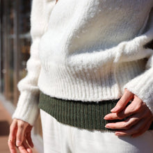 Load image into Gallery viewer, メリノウール 見せられる腹巻き ★フリーサイズ