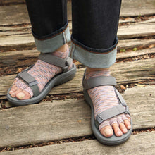 Load image into Gallery viewer, かすり染めリネン/シルク指先フリー5本指スニーカー丈ソックス 25-27cm