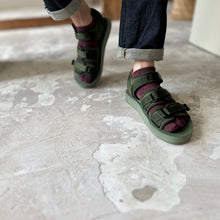 Load image into Gallery viewer, シルクメランジ5本指スニーカー丈ソックス 25-27cm