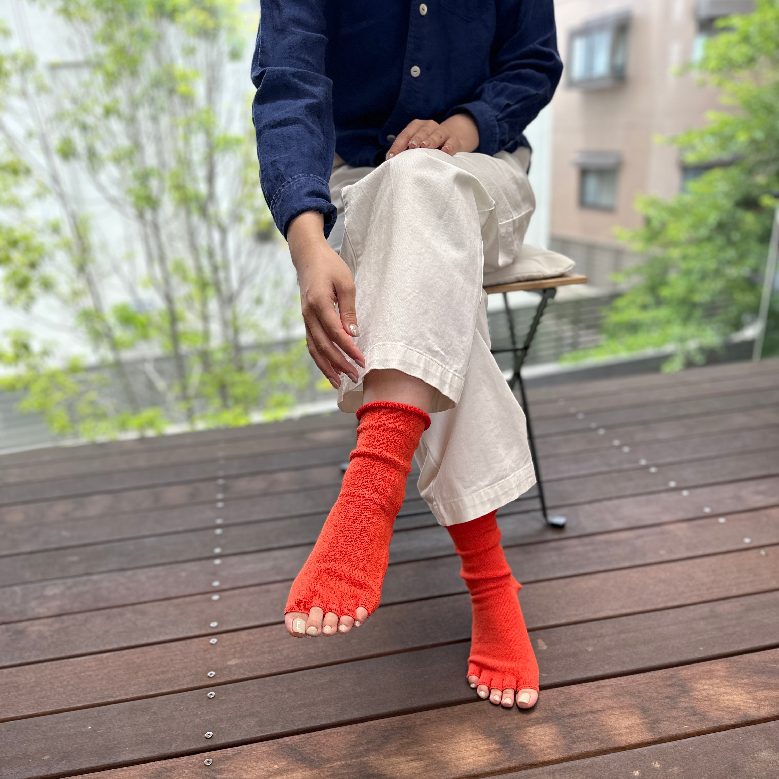 リネン・シルク 指先フリー 5本指 履口ゆったり クルー丈ソックス 23-25cm