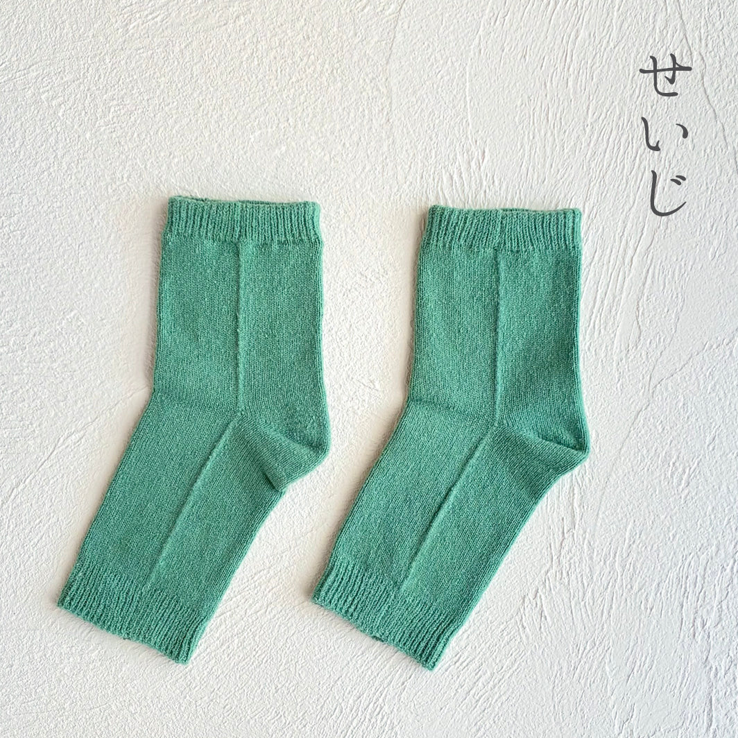 なめらかシルク カカトソックス  ★ルームタイプ フリーサイズ　23-25cm